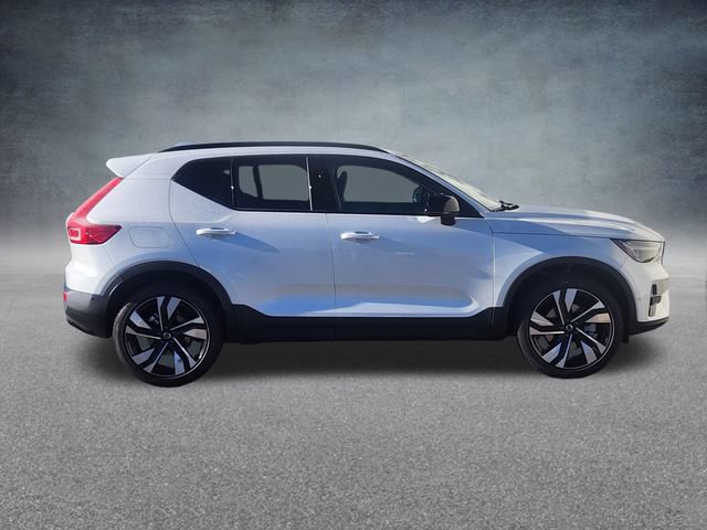 New 2026 Volvo XC40 B5 Ultra w/ Climate Package AWD/4WD image 8
