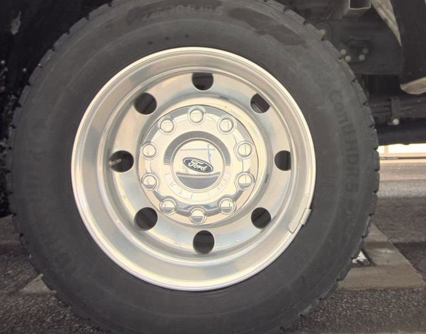 Used 2024 Ford F450 Limited w/ FX4 Off-Road Package image 7