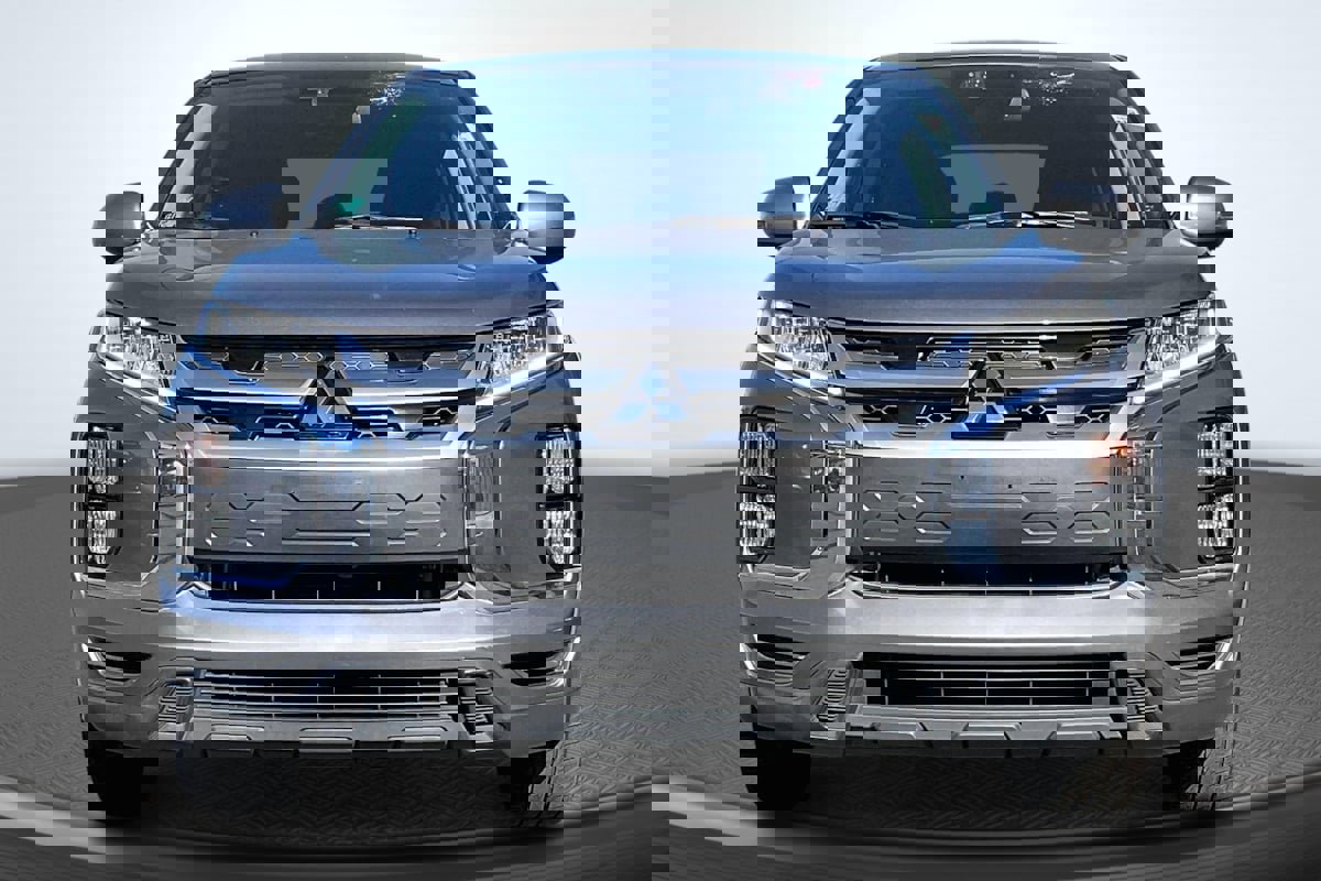 Used 2020 Mitsubishi Outlander Sport SE image 3