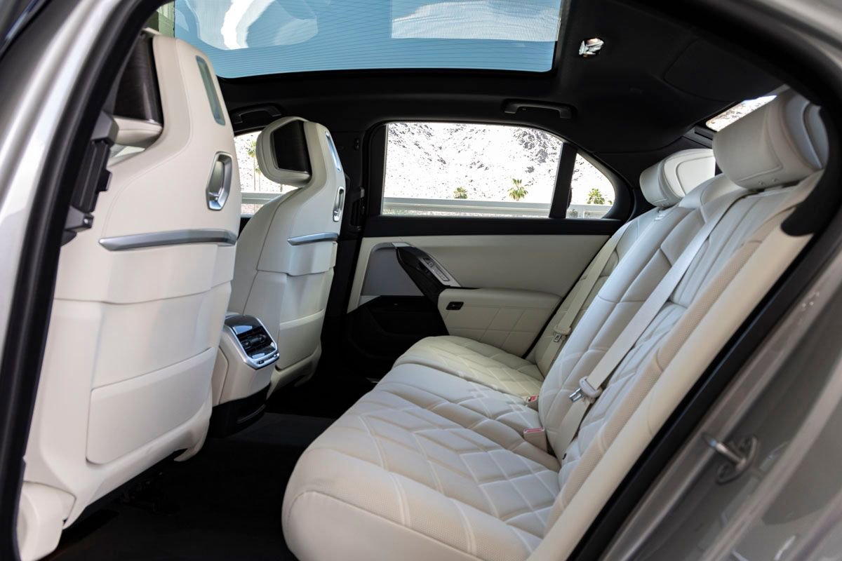 New 2026 BMW i7 eDrive50 RWD image 22