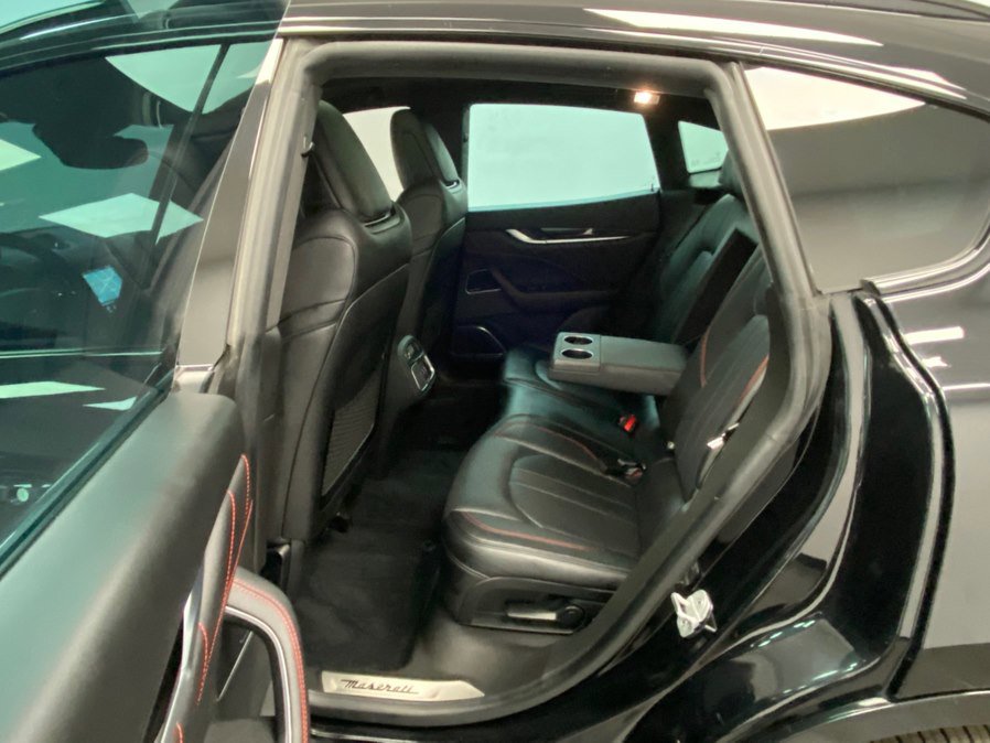 Used 2020 Maserati Levante GranSport image 36