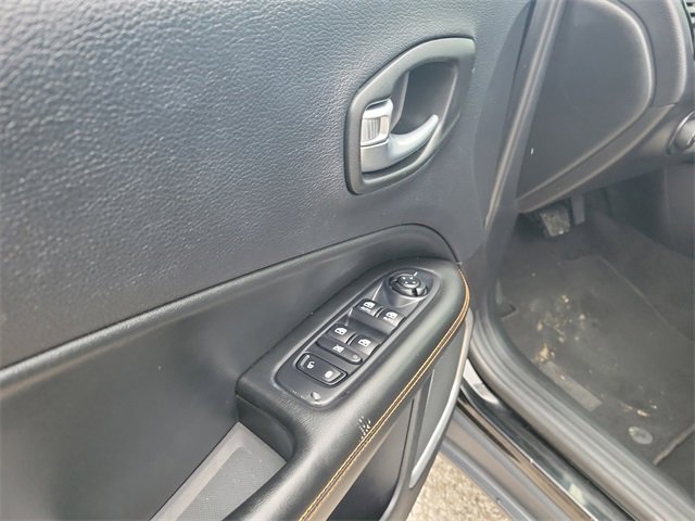 Used 2018 Jeep Compass Limited w/ Navigation Group image 20