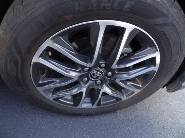 Certified 2026 Toyota Corolla Cross XLE FWD image 21