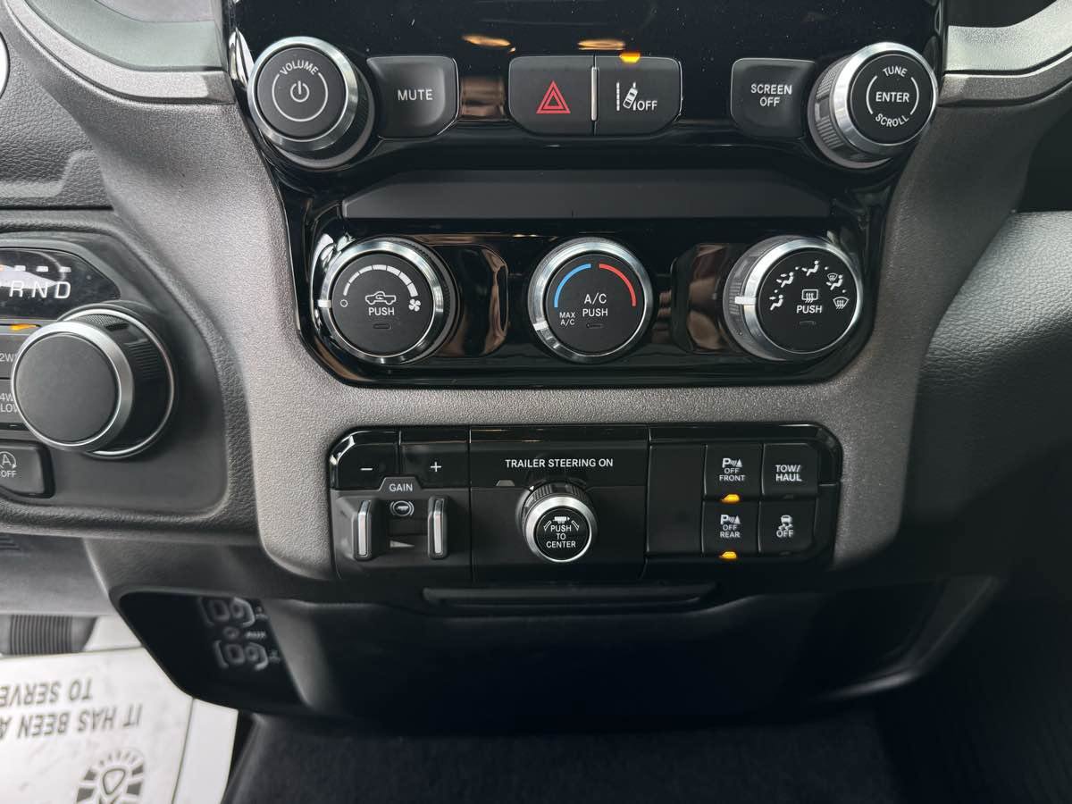 Used 2025 RAM 1500 Tradesman w/ Trailer Tow Group AWD/4WD image 11