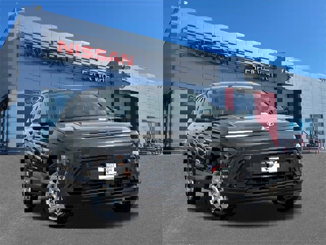 Used 2024 Hyundai Kona SE image 1