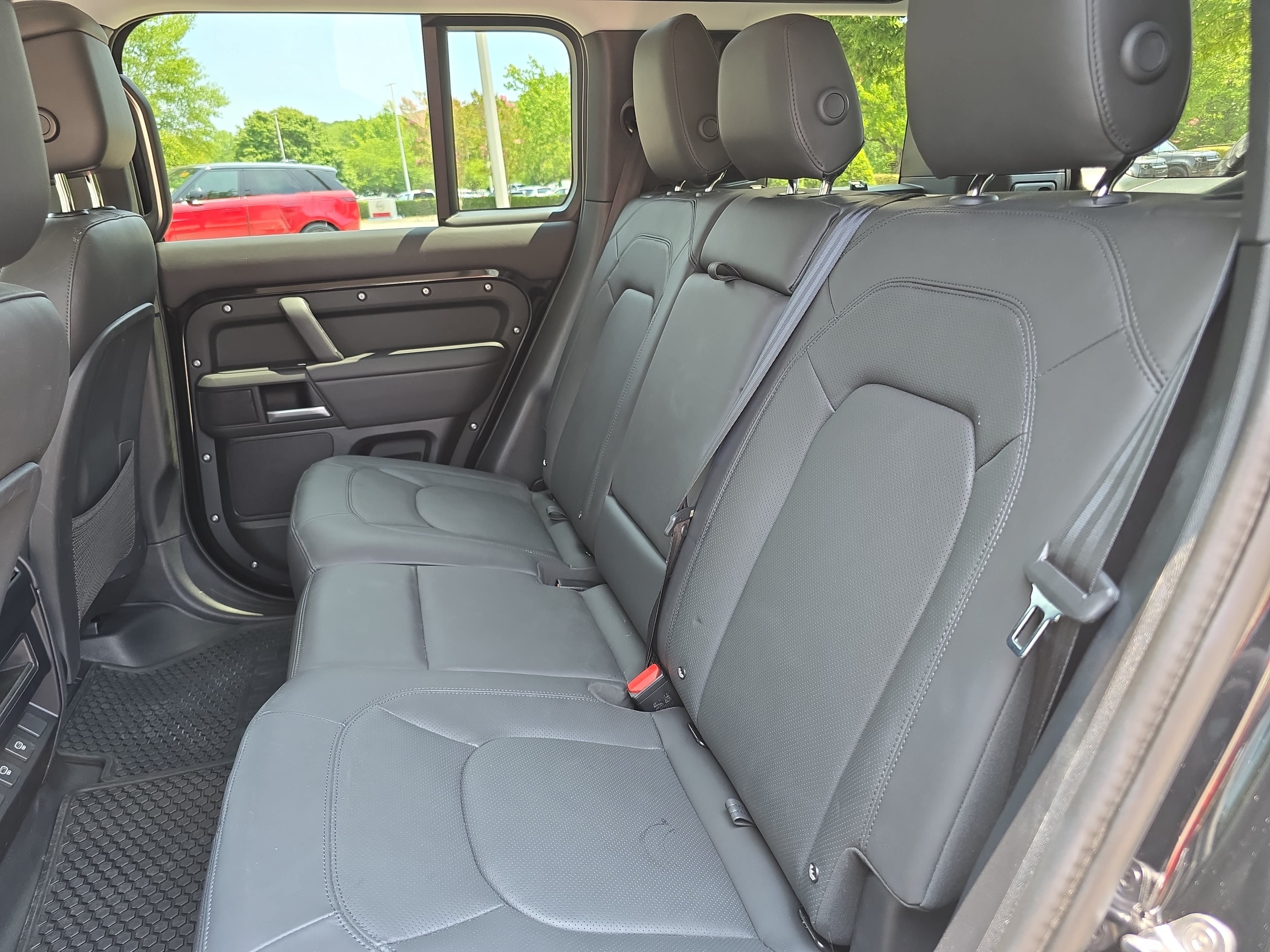 Certified 2025 Land Rover Defender 110 S AWD/4WD image 13