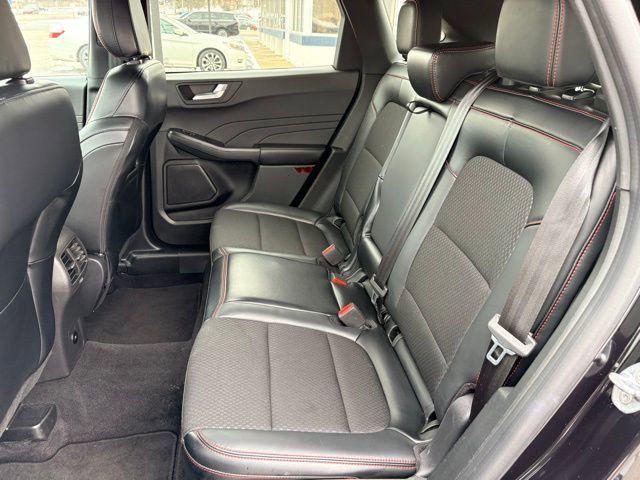 Used 2025 Ford Escape ST-Line Select image 17