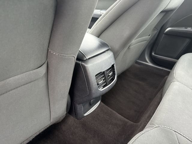 Used 2019 Ford Fusion SE image 24