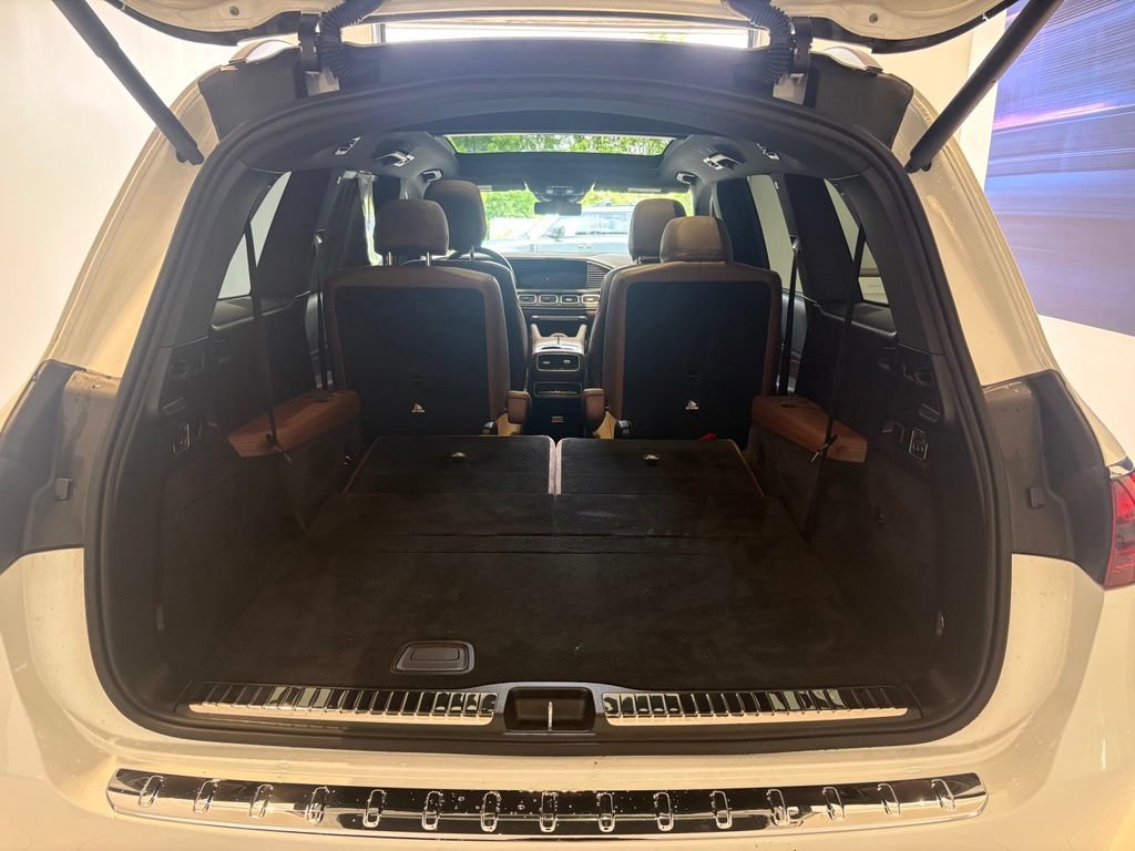 Used 2024 Mercedes-Benz GLS 450 4MATIC image 22