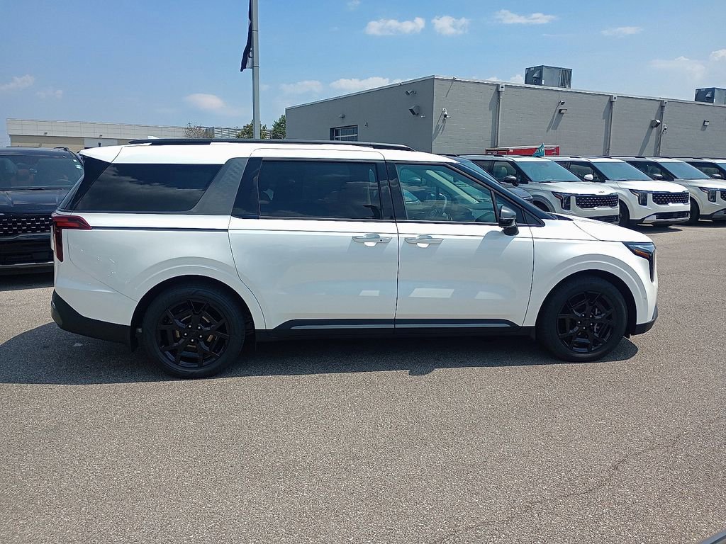 New 2026 Kia Carnival SX Prestige image 2