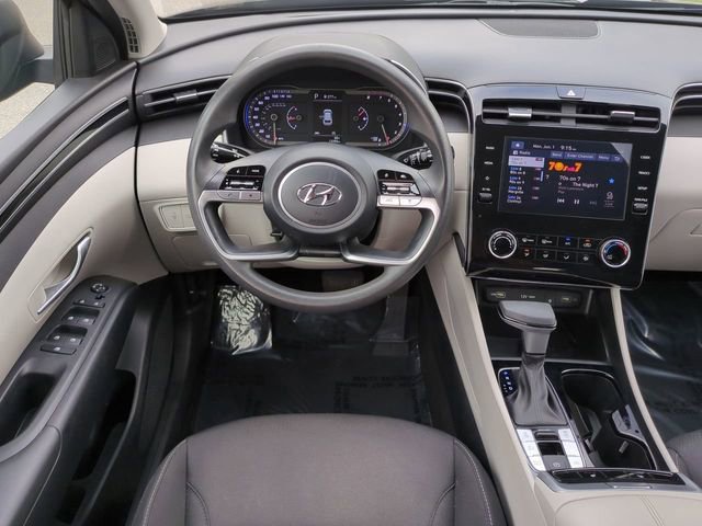Certified 2023 Hyundai Tucson SEL AWD/4WD image 16