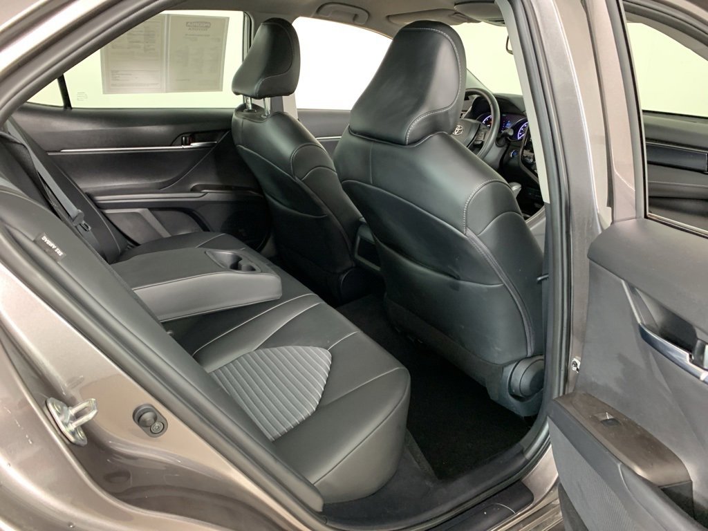 Used 2024 Toyota Camry SE w/ Convenience Package image 34