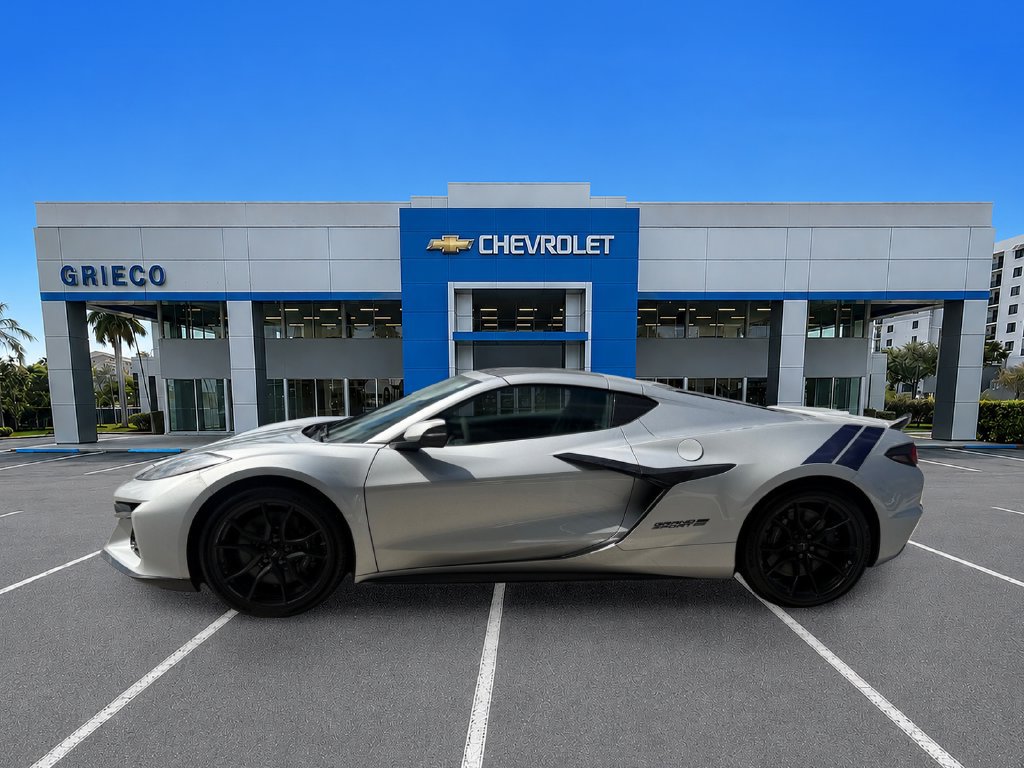New 2027 Chevrolet Corvette Grand Sport RWD image 4