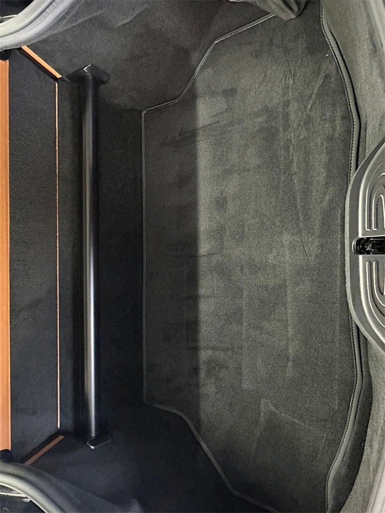 New 2026 Aston Martin V8 Vantage S image 27