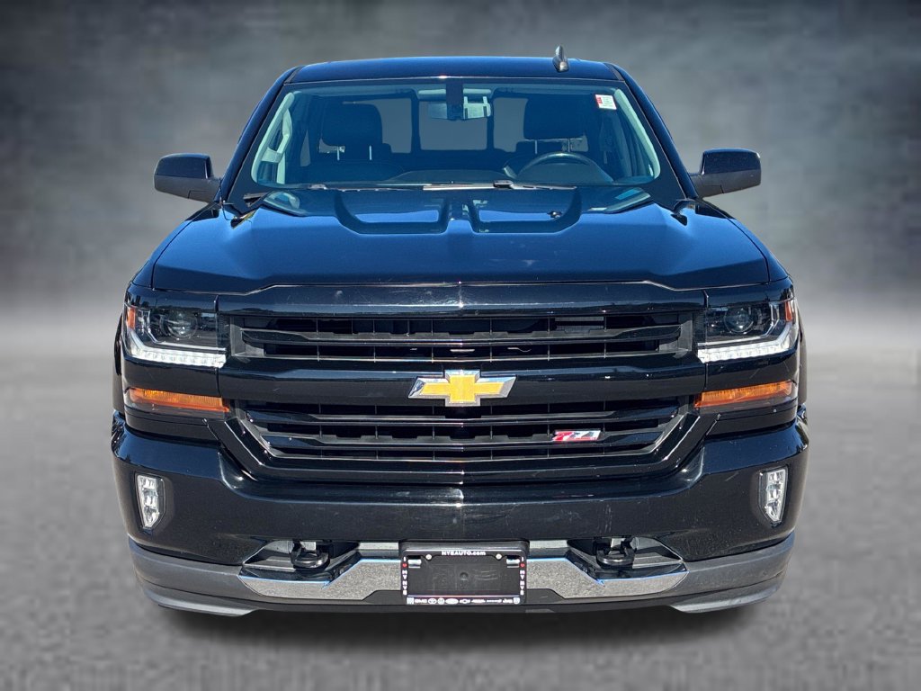 Used 2018 Chevrolet Silverado 1500 LT w/ All Star Edition AWD/4WD image 9