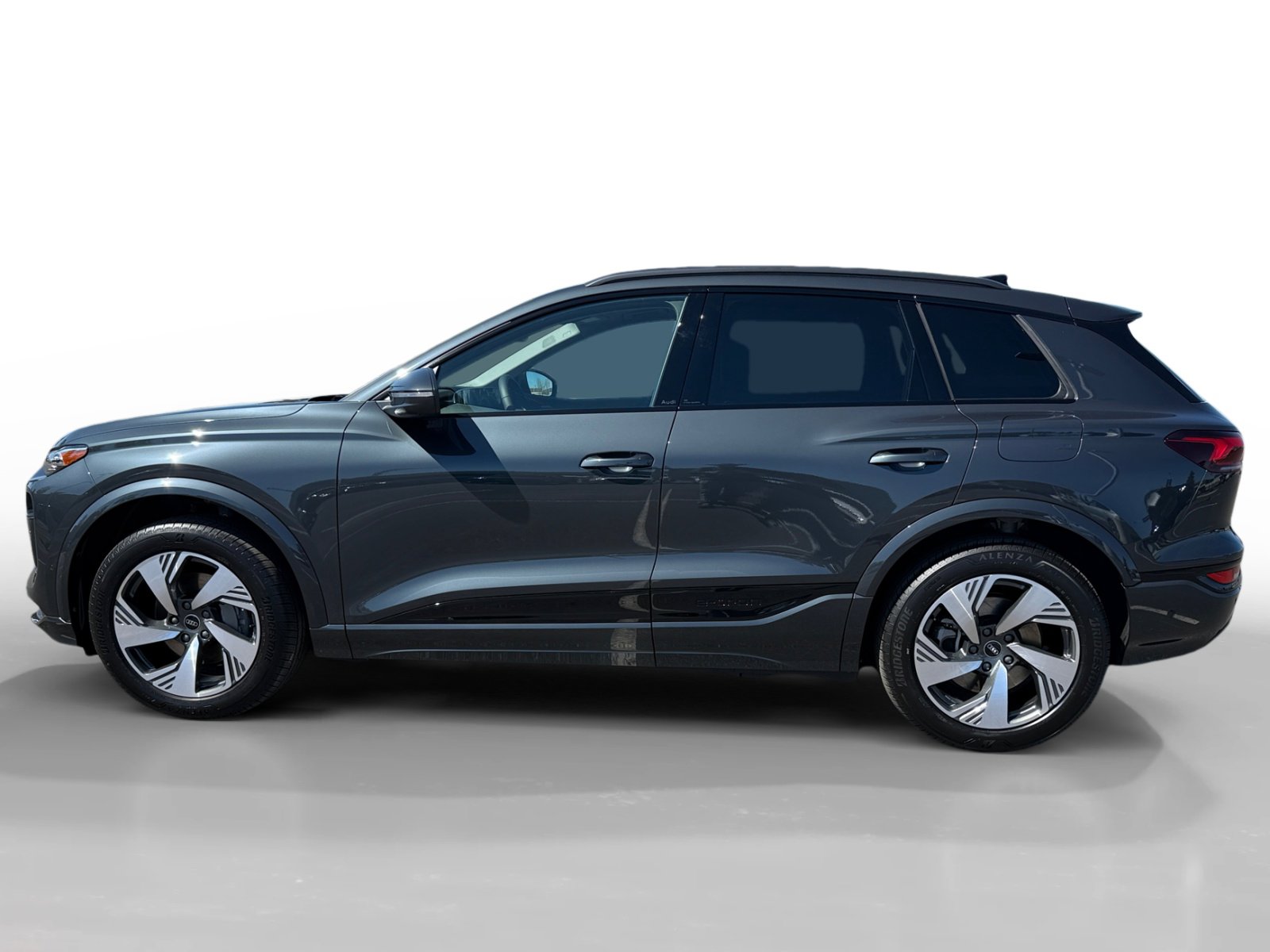 New 2025 Audi Q6 e-tron Premium Plus image 2