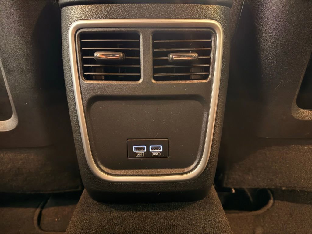 Used 2023 Dodge Charger R/T w/ Cold Weather Package image 31