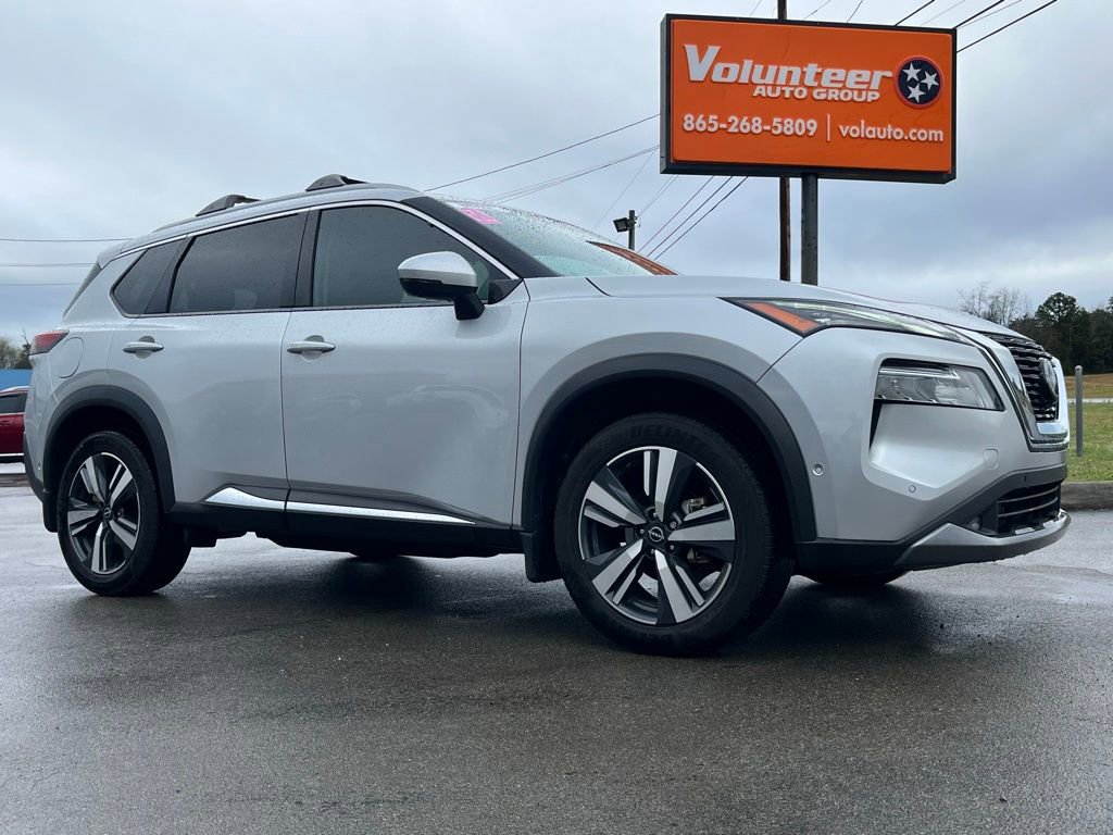 Used 2022 Nissan Rogue SL w/ SL Premium Package image 1