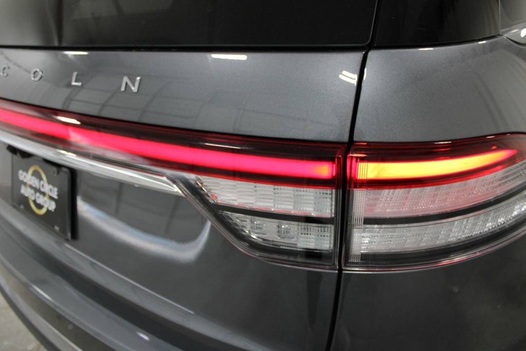 Used 2024 Lincoln Aviator Reserve w/ Equipment Group 201A RWD image 26