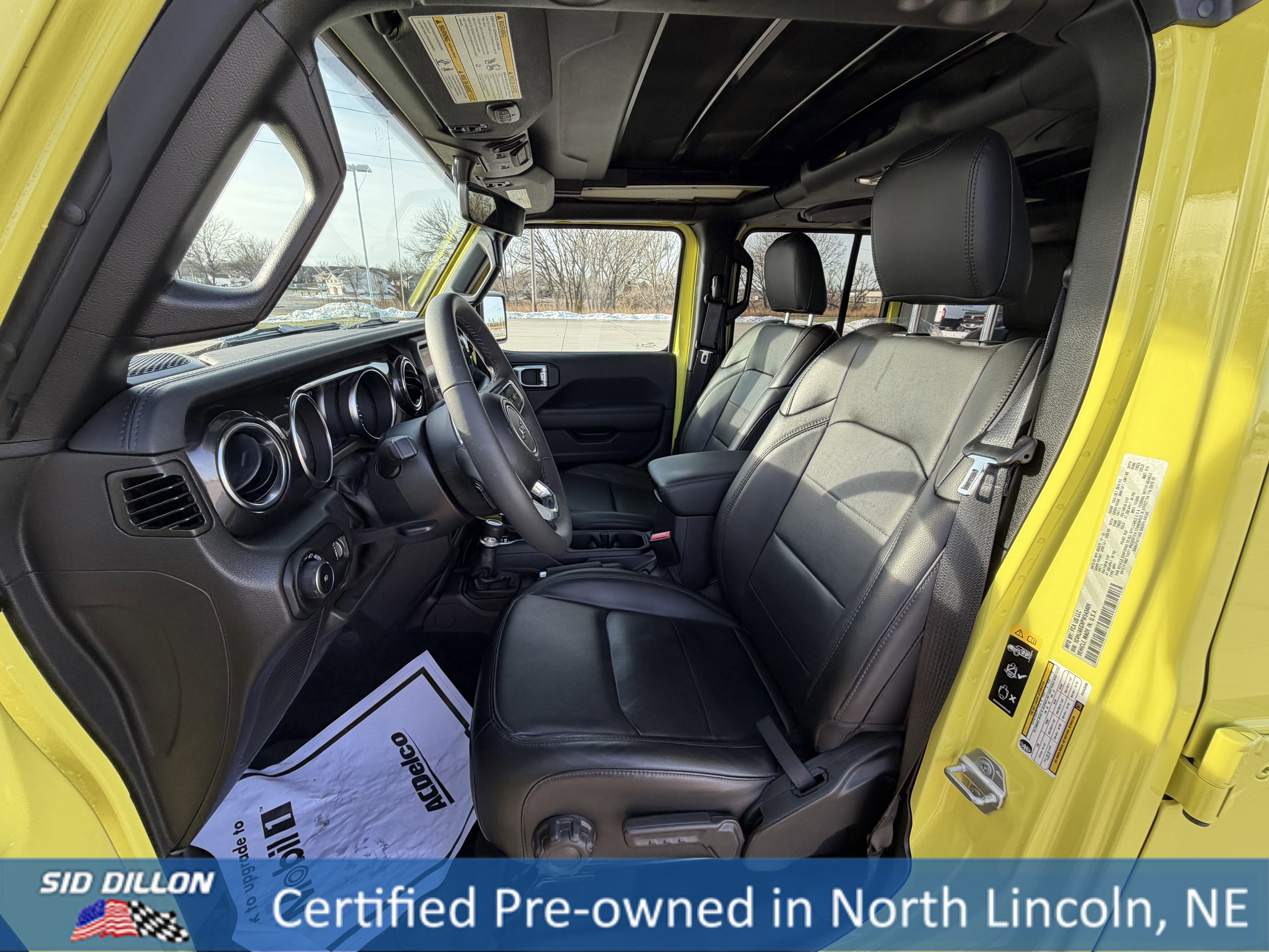 Used 2023 Jeep Wrangler Unlimited Sahara image 20