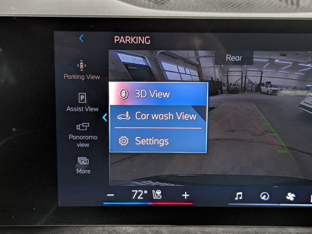 Certified 2024 BMW X5 xDrive40i w/ Executive Package image 27