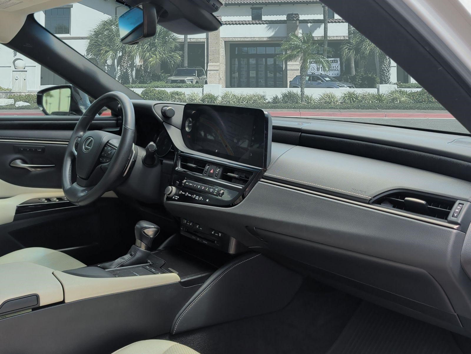 Certified 2022 Lexus ES 350 w/ Premium Package FWD image 29
