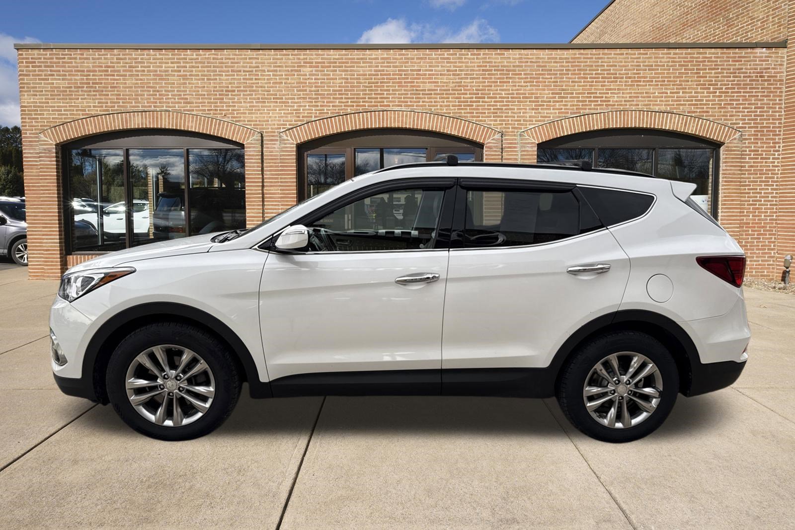 Used 2018 Hyundai Santa Fe Sport 2.0T image 7