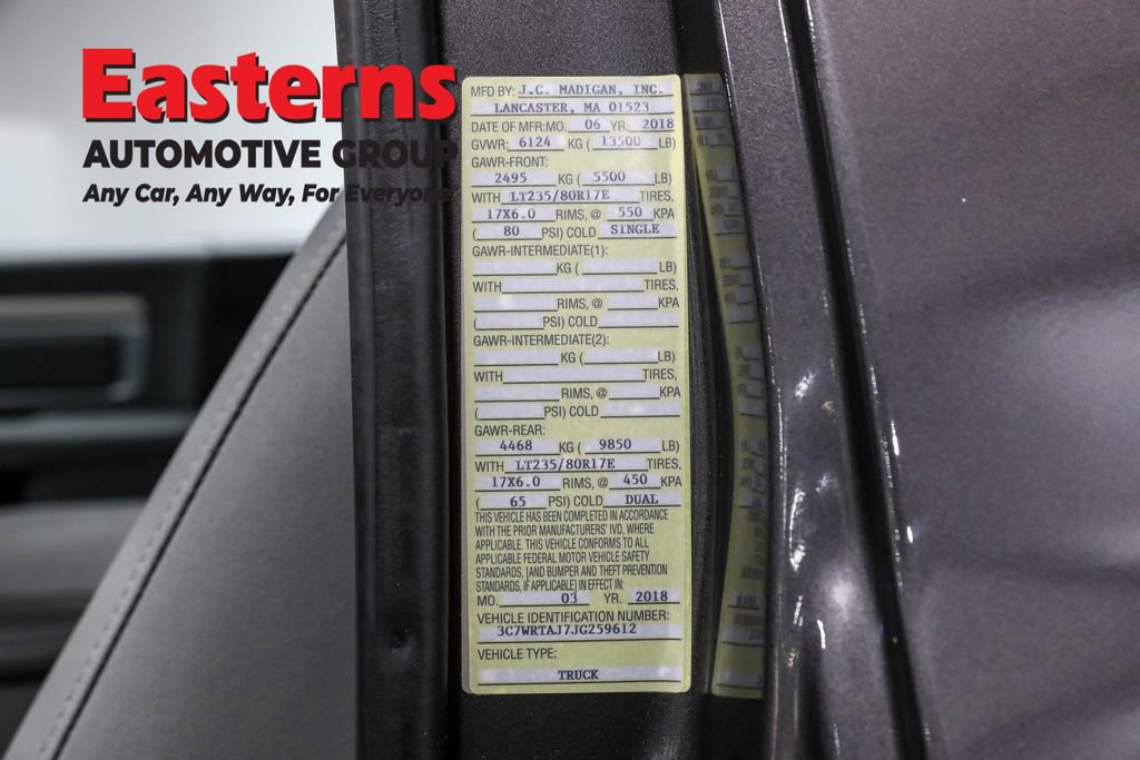 Used 2018 RAM 3500 Tradesman w/ Chrome Appearance Group image 34