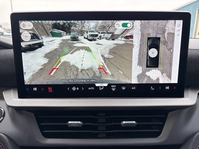 Used 2025 Ford Explorer ST image 19