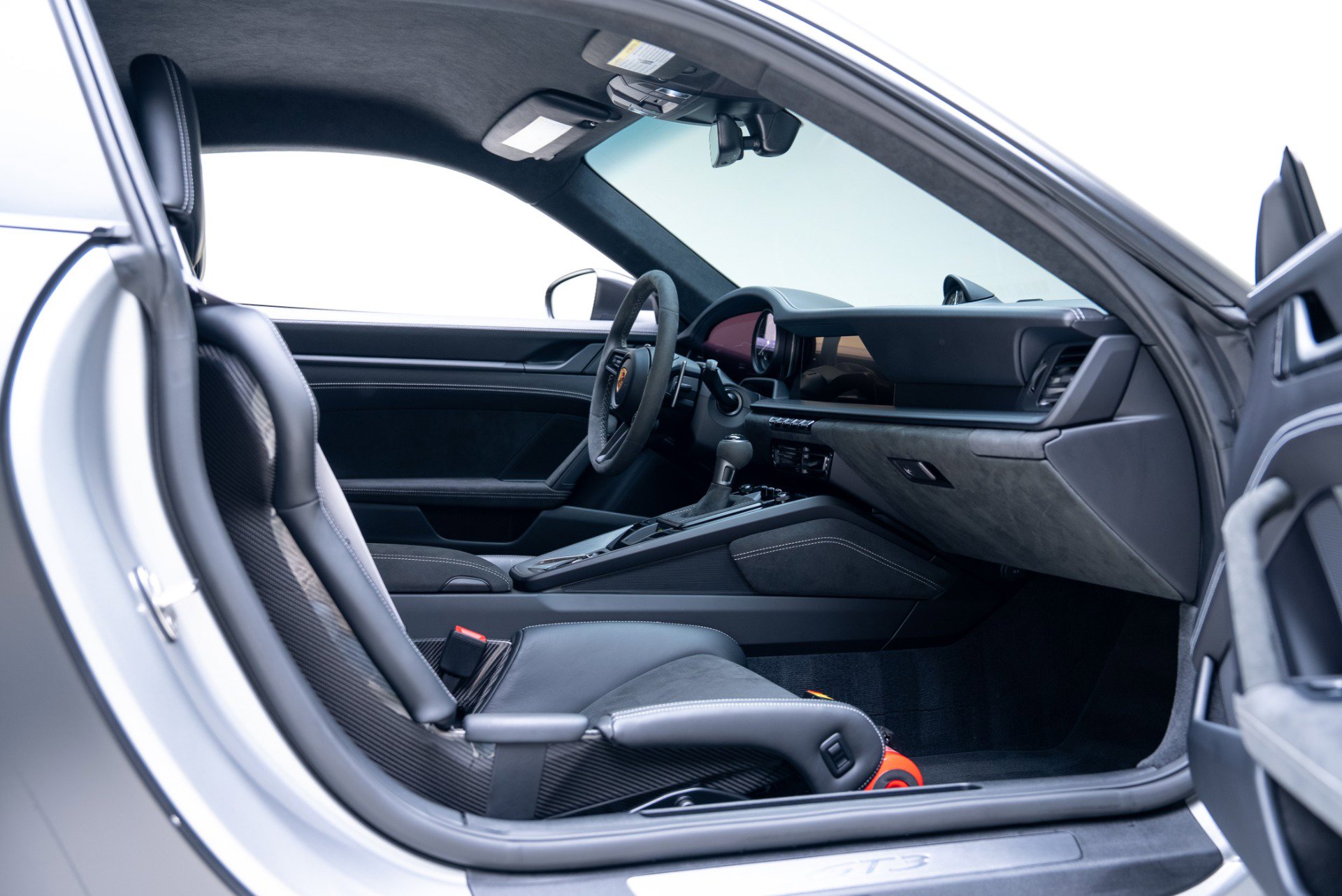 Used 2022 Porsche 911 GT3 RWD image 36