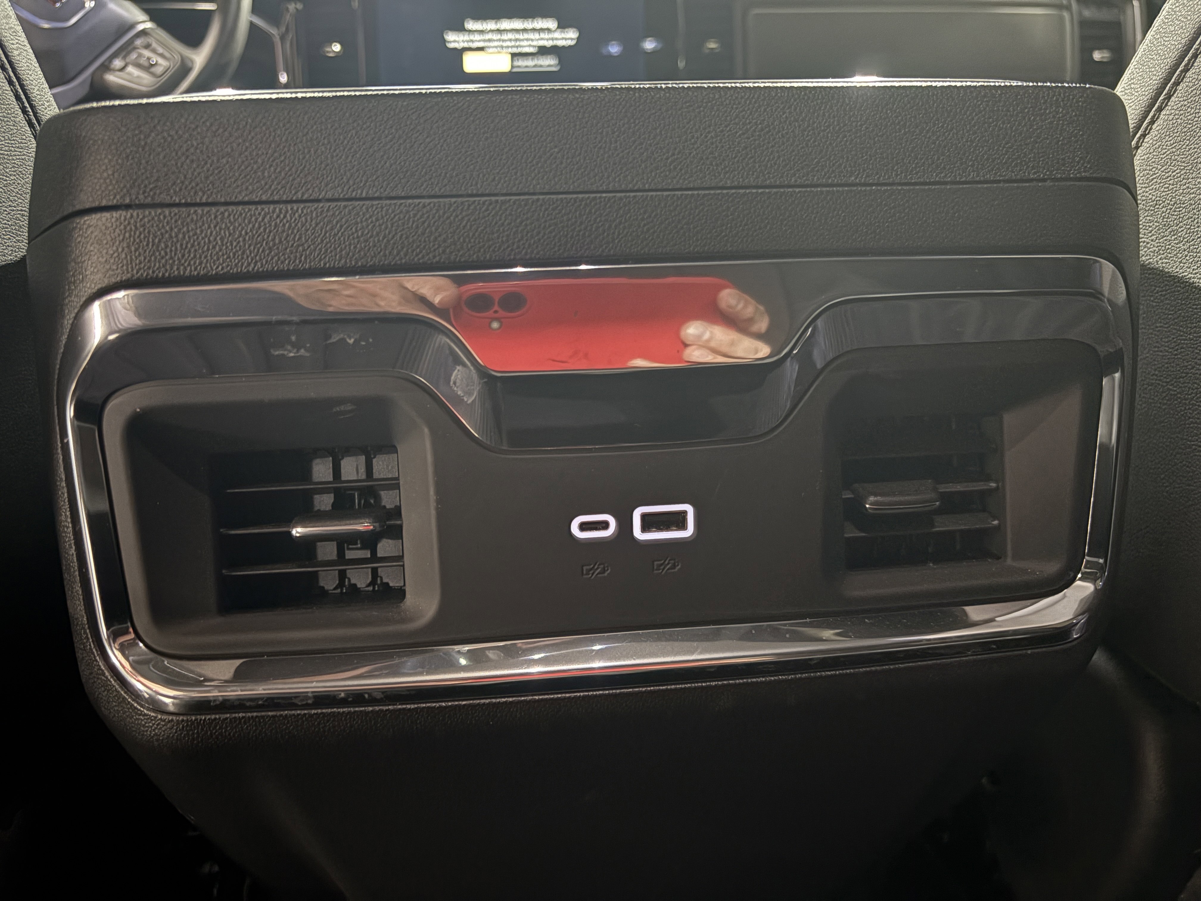 Used 2024 GMC Sierra 1500 SLT w/ SLT Convenience Package image 31