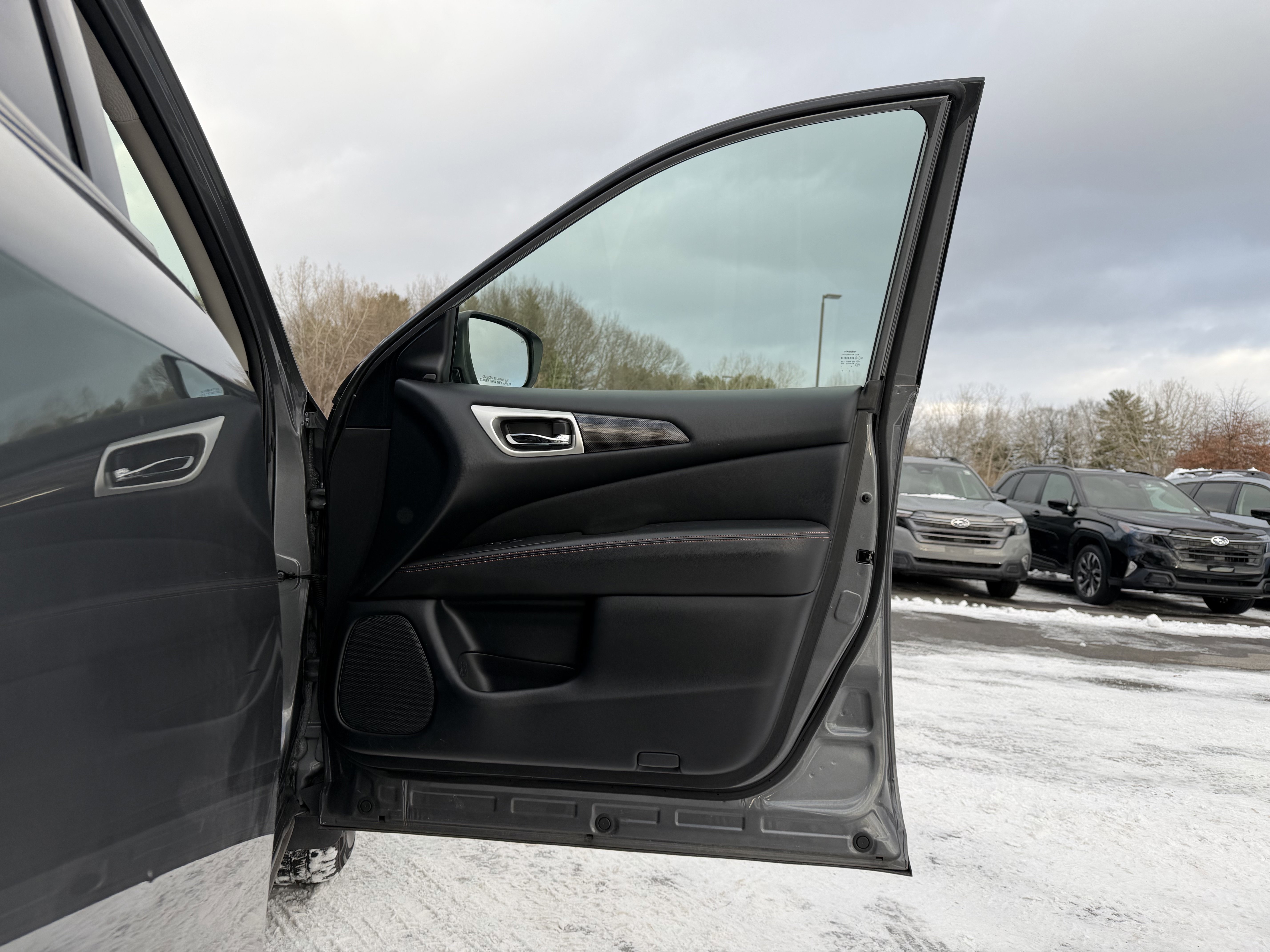 Used 2020 Nissan Pathfinder SV w/ Rock Creek Edition image 35