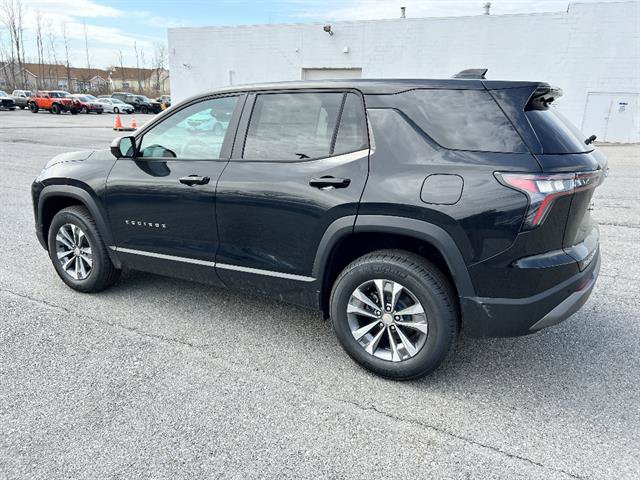 New 2026 Chevrolet Equinox LT image 3