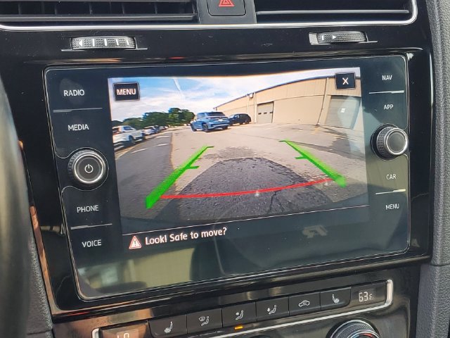 Used 2019 Volkswagen Golf R 4-Door AWD/4WD image 16