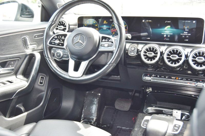 Used 2020 Mercedes-Benz CLA 250 4MATIC image 27