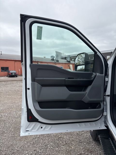 New 2026 Ford F450 XL w/ XL Chrome Package image 17