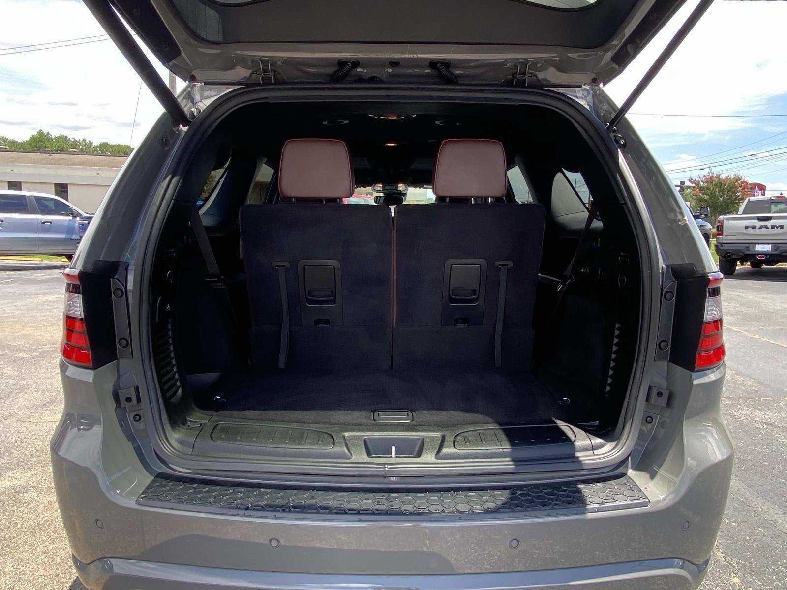 Used 2024 Dodge Durango R/T RWD image 7