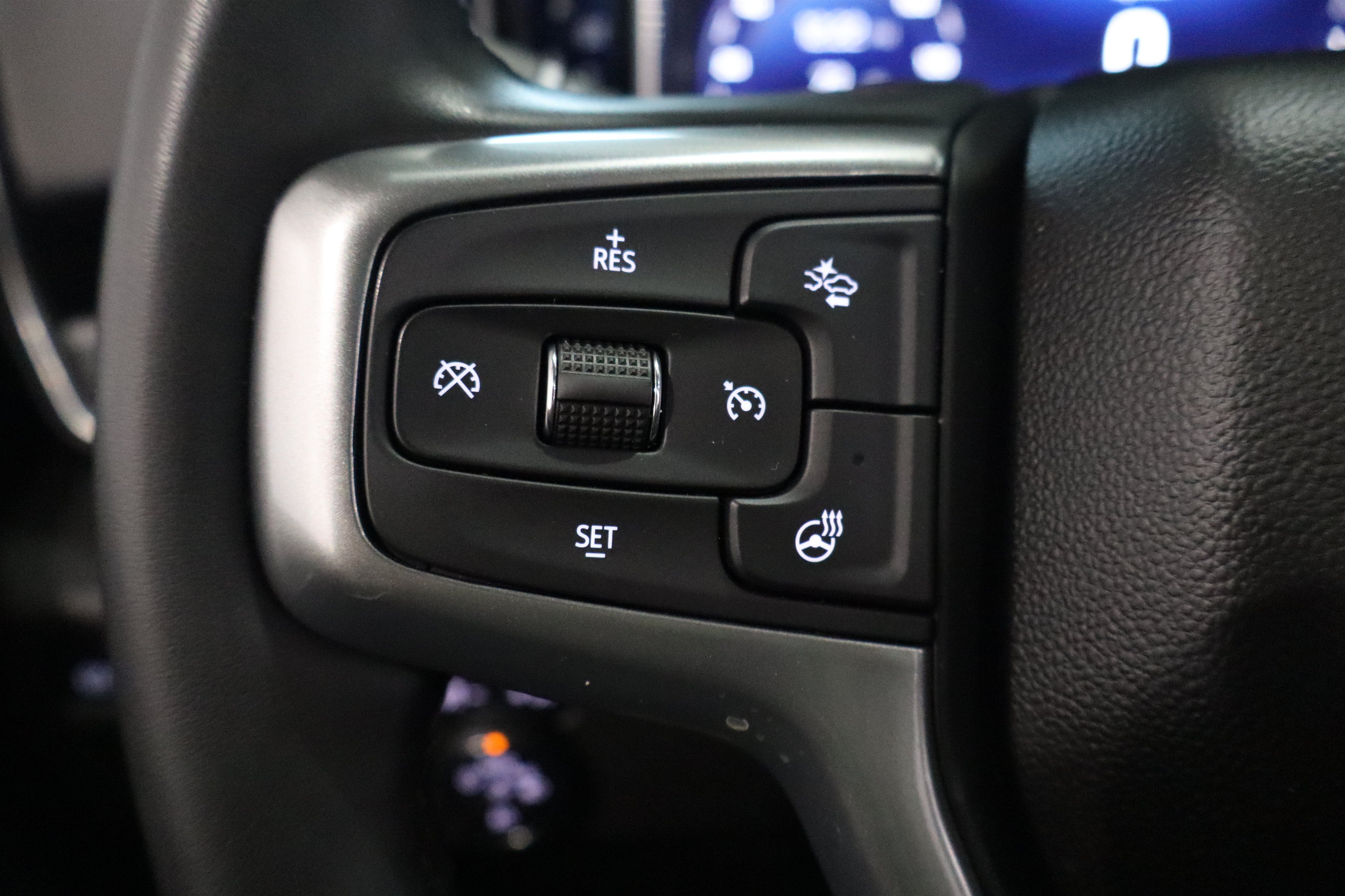 Used 2024 Chevrolet Silverado 3500 LTZ w/ LTZ Premium Package AWD/4WD image 29