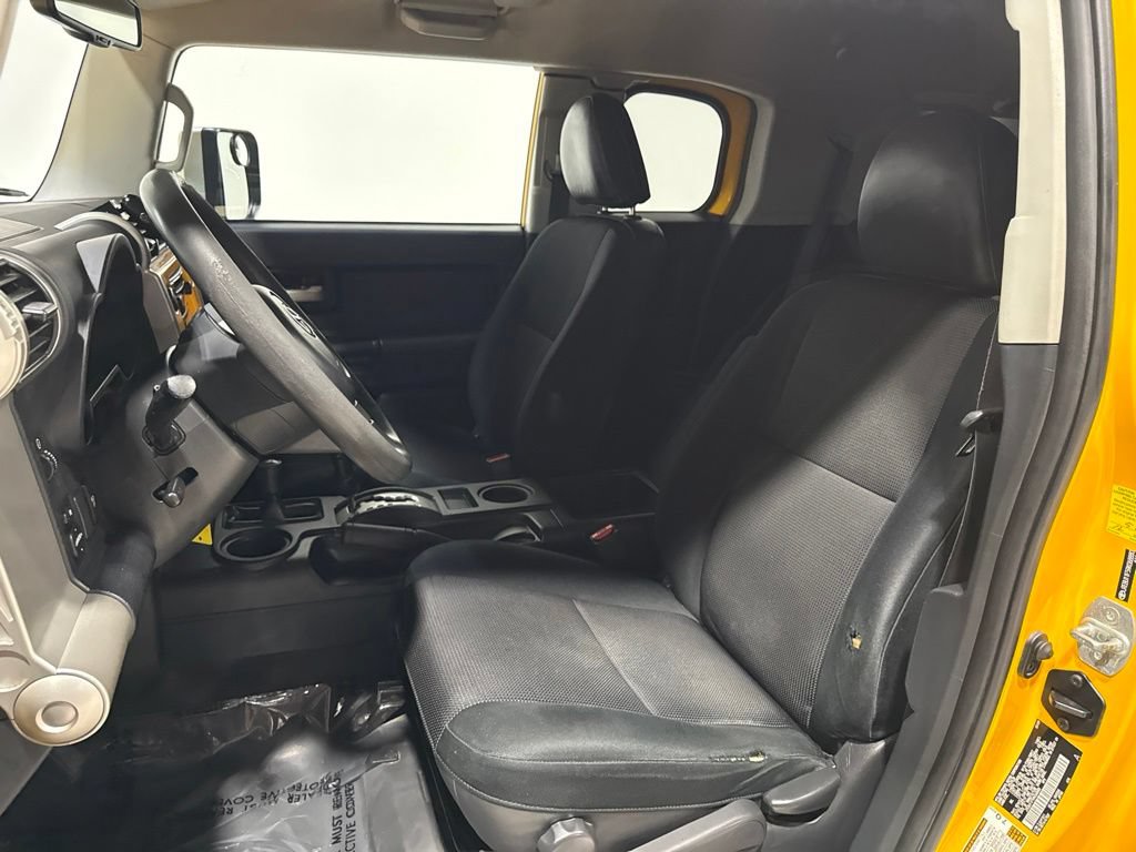 Used 2009 Toyota FJ Cruiser 4WD w/ Convenience Pkg image 16