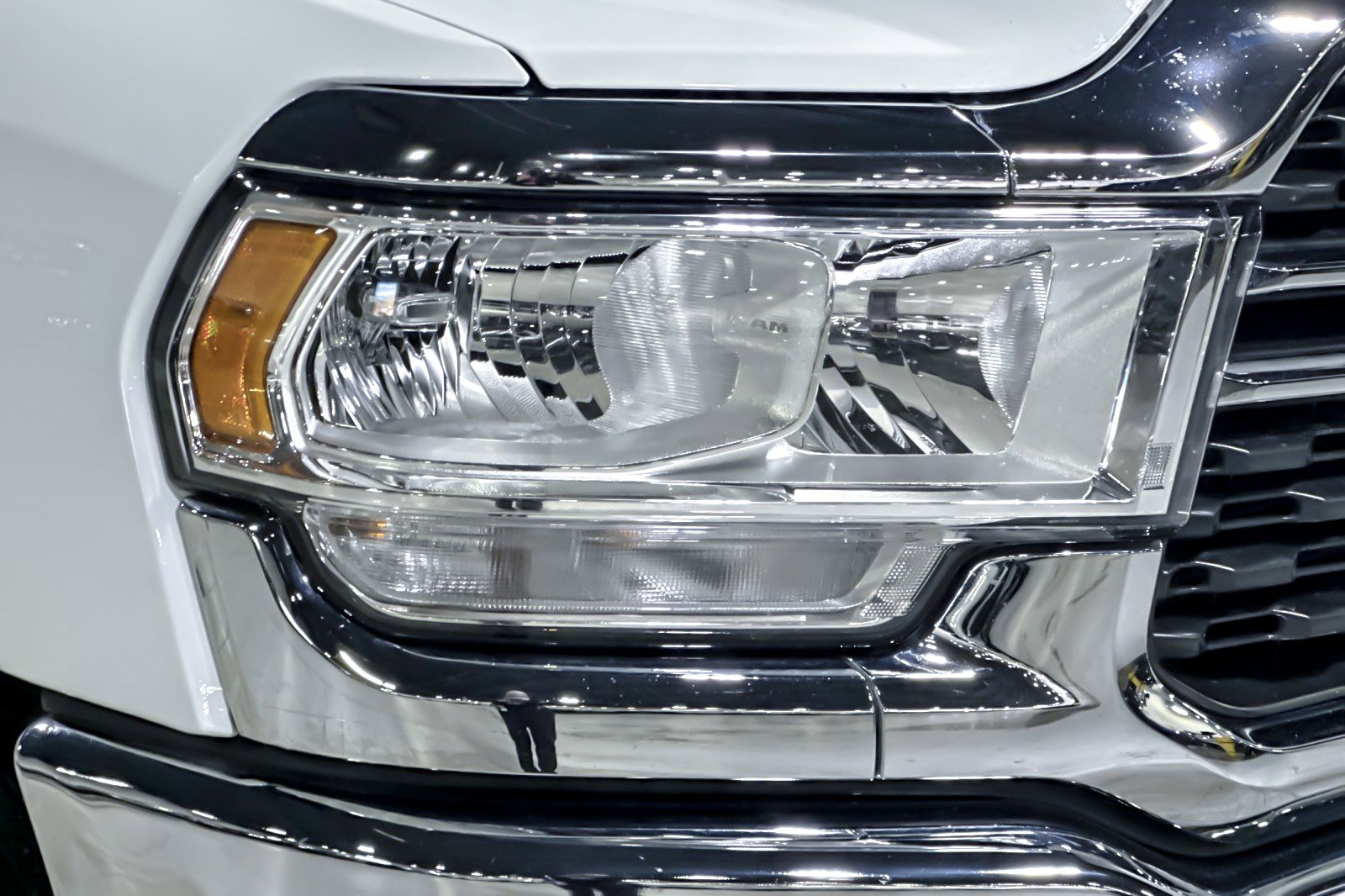 Used 2023 RAM 3500 Big Horn w/ Level 1 Equipment Group image 10