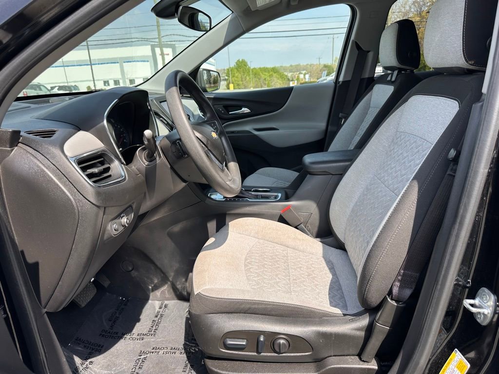 Used 2023 Chevrolet Equinox LS w/ LS Convenience Package image 11