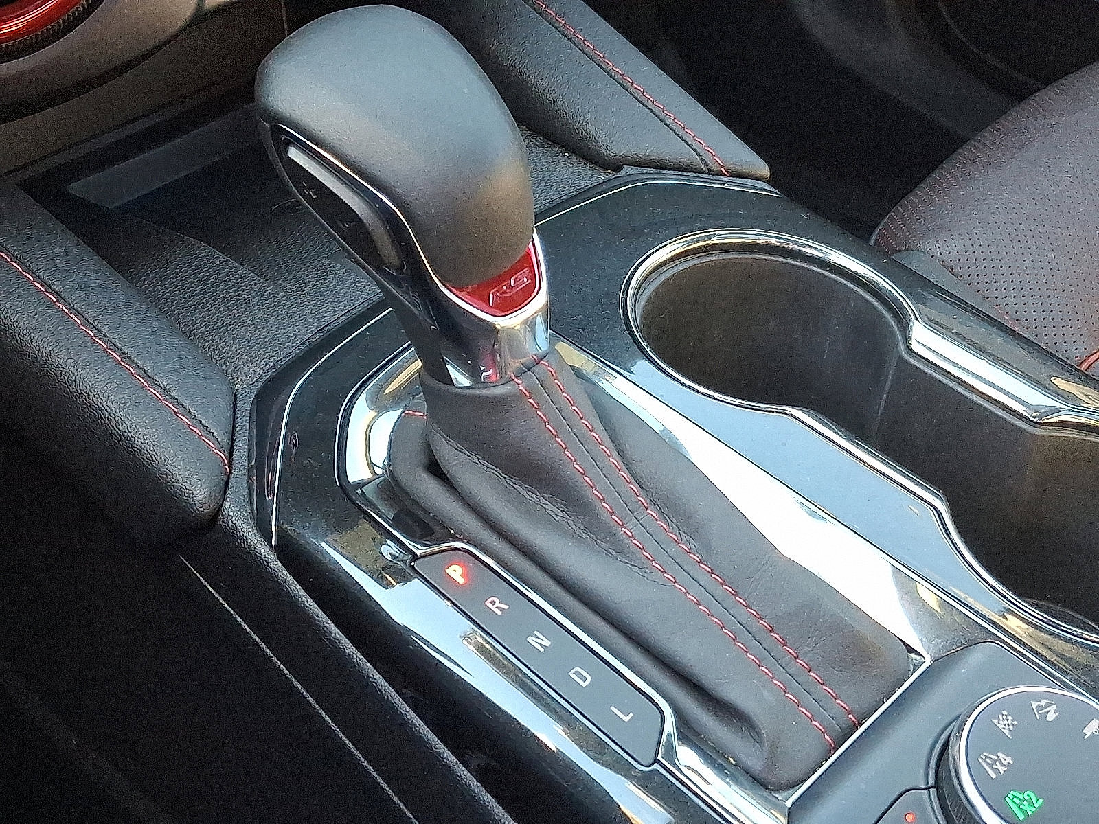 Certified 2025 Chevrolet Blazer RS w/ Driver Confidence II Package image 15