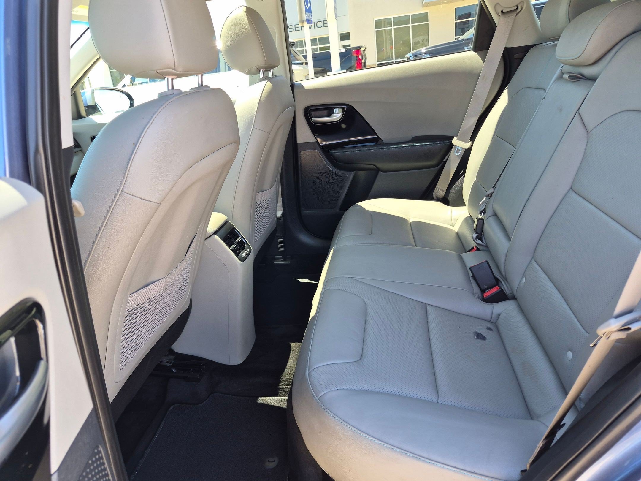 Used 2021 Kia Niro FWD image 26