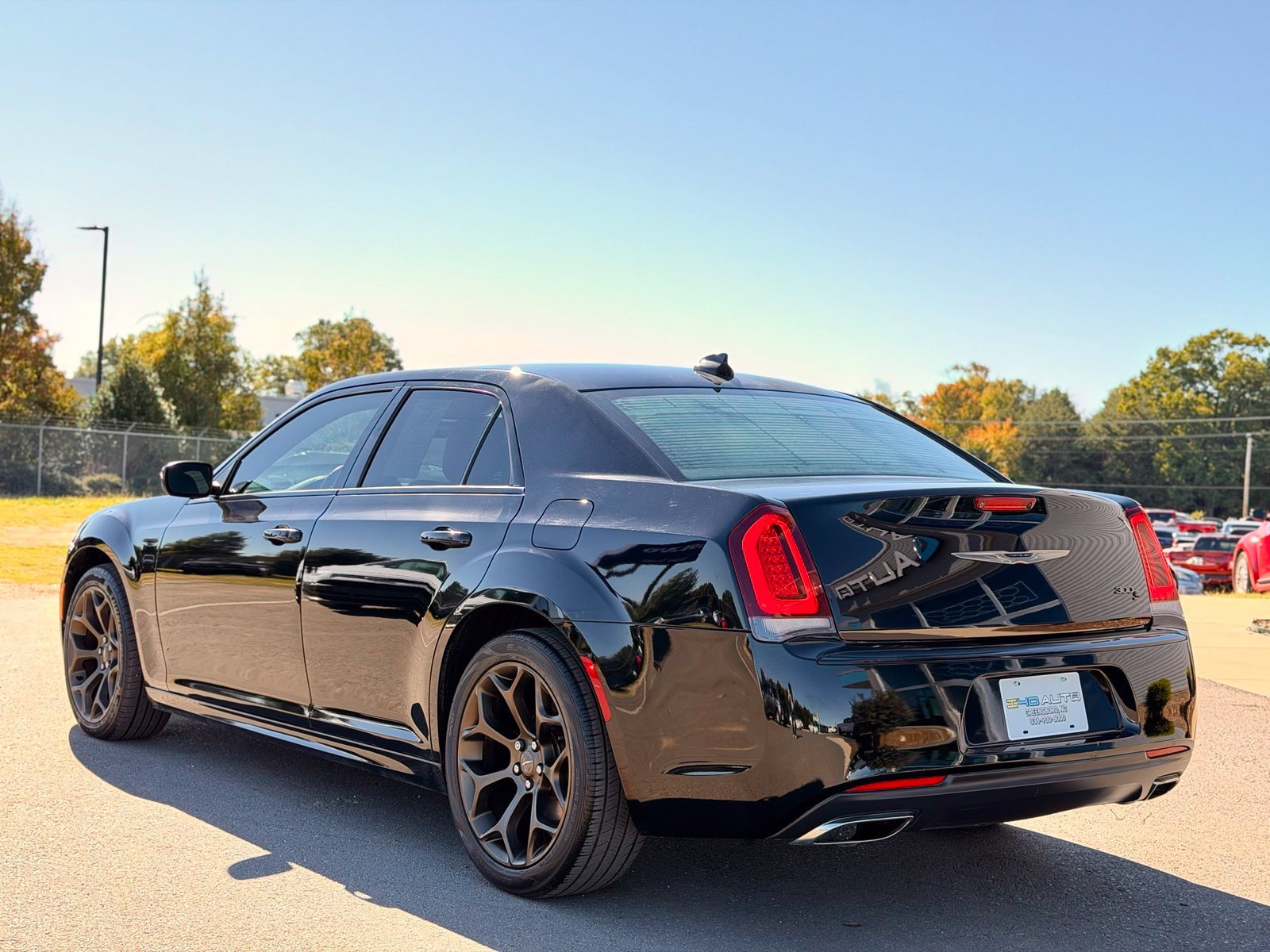 Used 2016 Chrysler 300 S RWD image 16