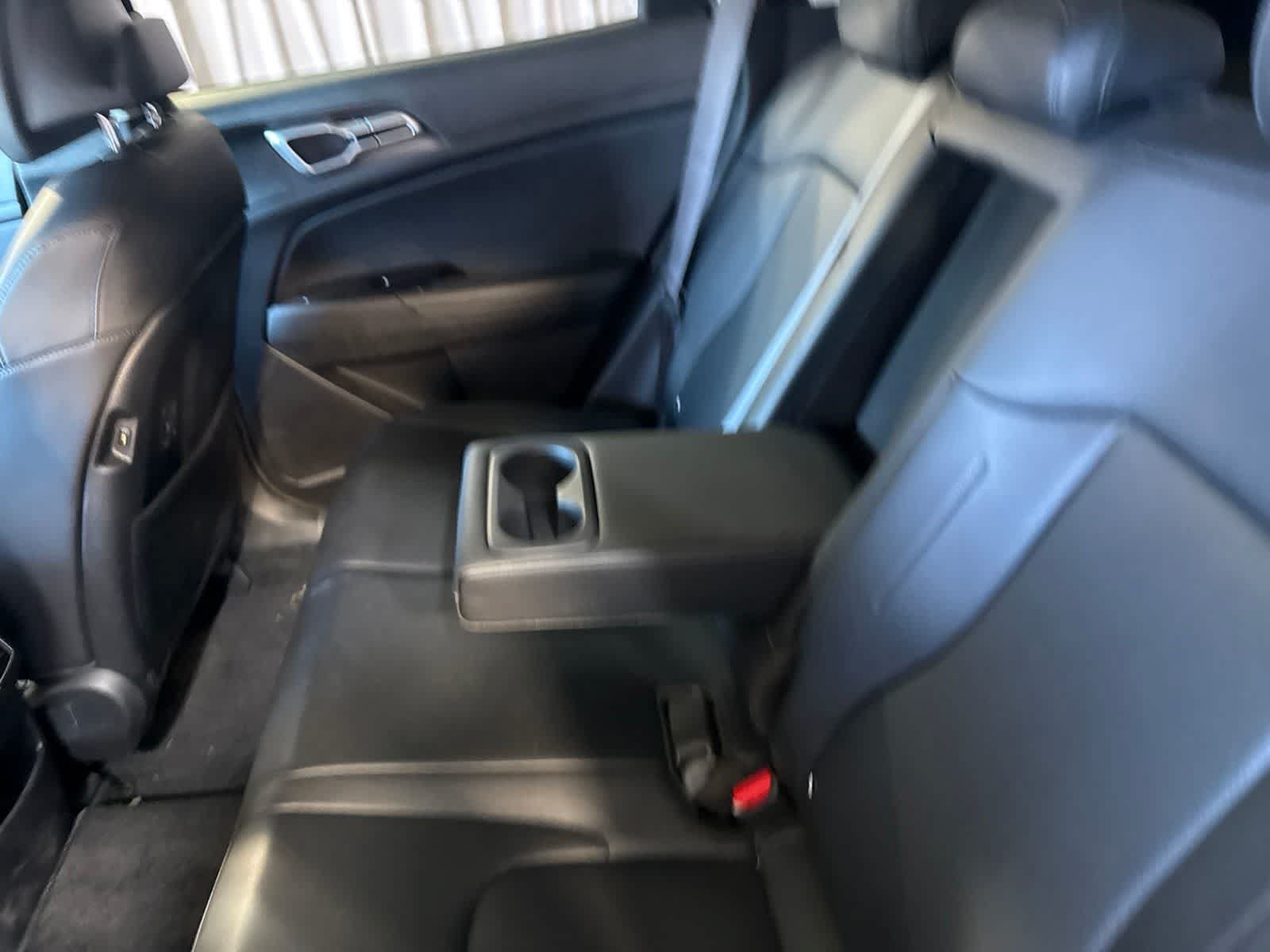 Used 2023 Kia Sportage EX AWD/4WD image 16