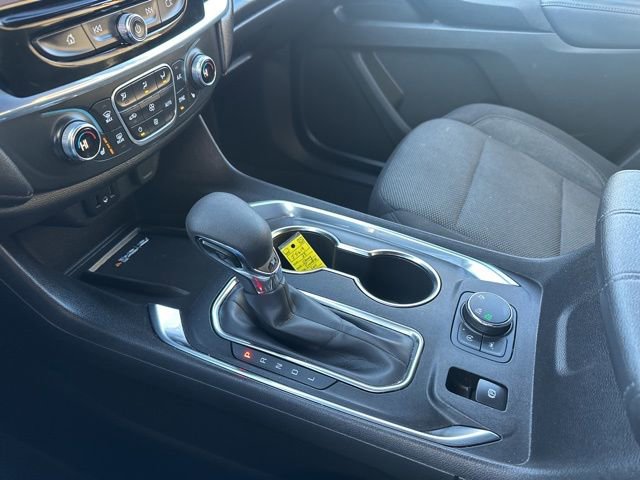 Used 2023 Chevrolet Traverse LT image 23