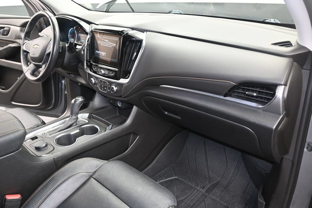 Used 2019 Chevrolet Traverse LT FWD image 31