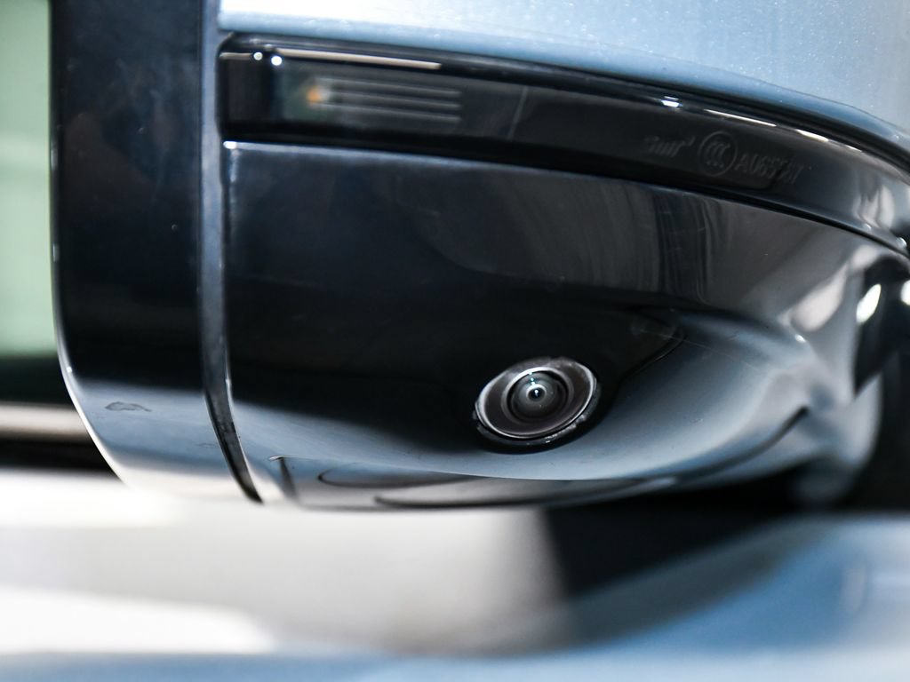Used 2022 Jaguar F-PACE SVR AWD/4WD image 75