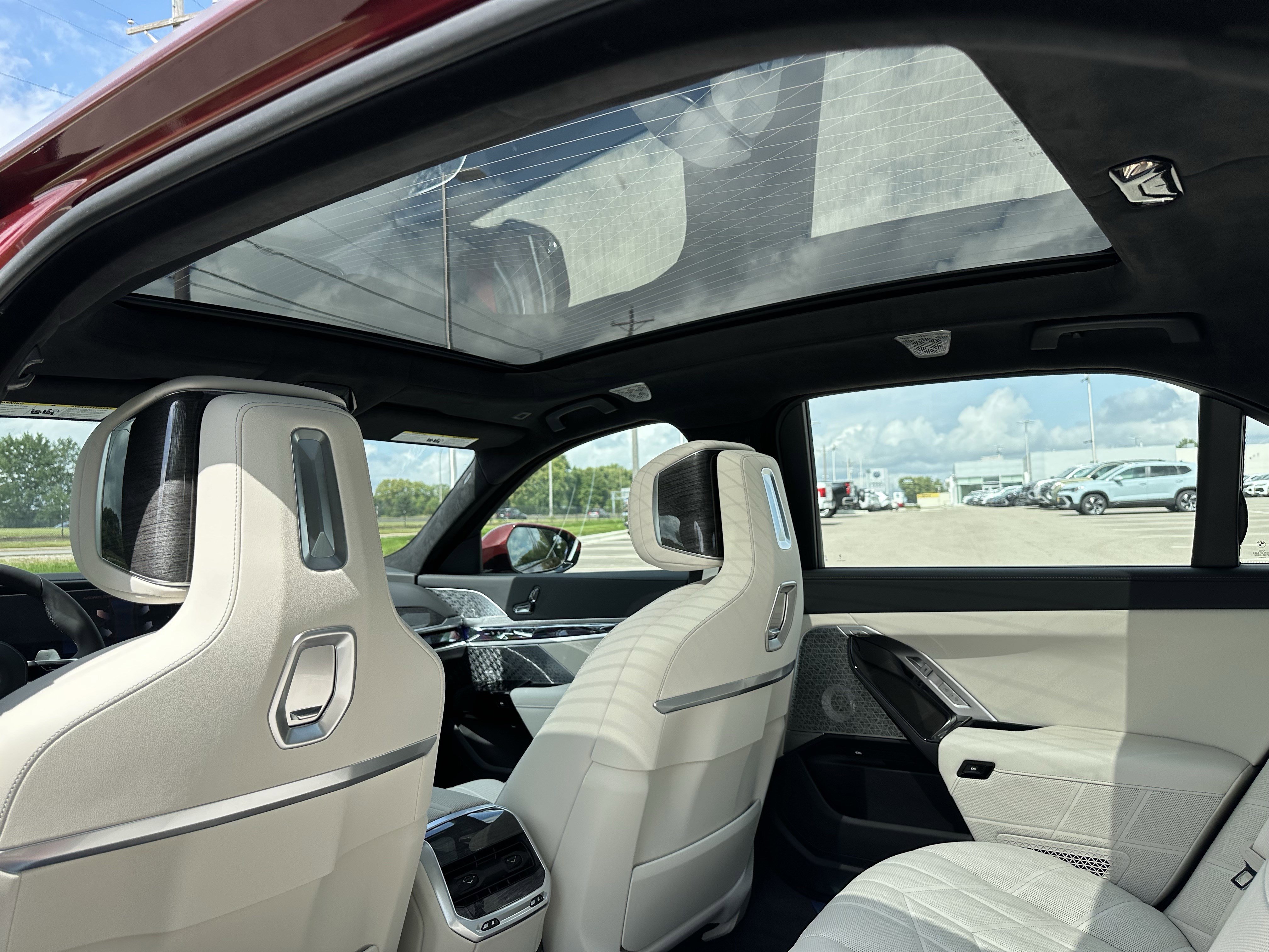 New 2026 BMW 760i xDrive w/ Executive Package image 20