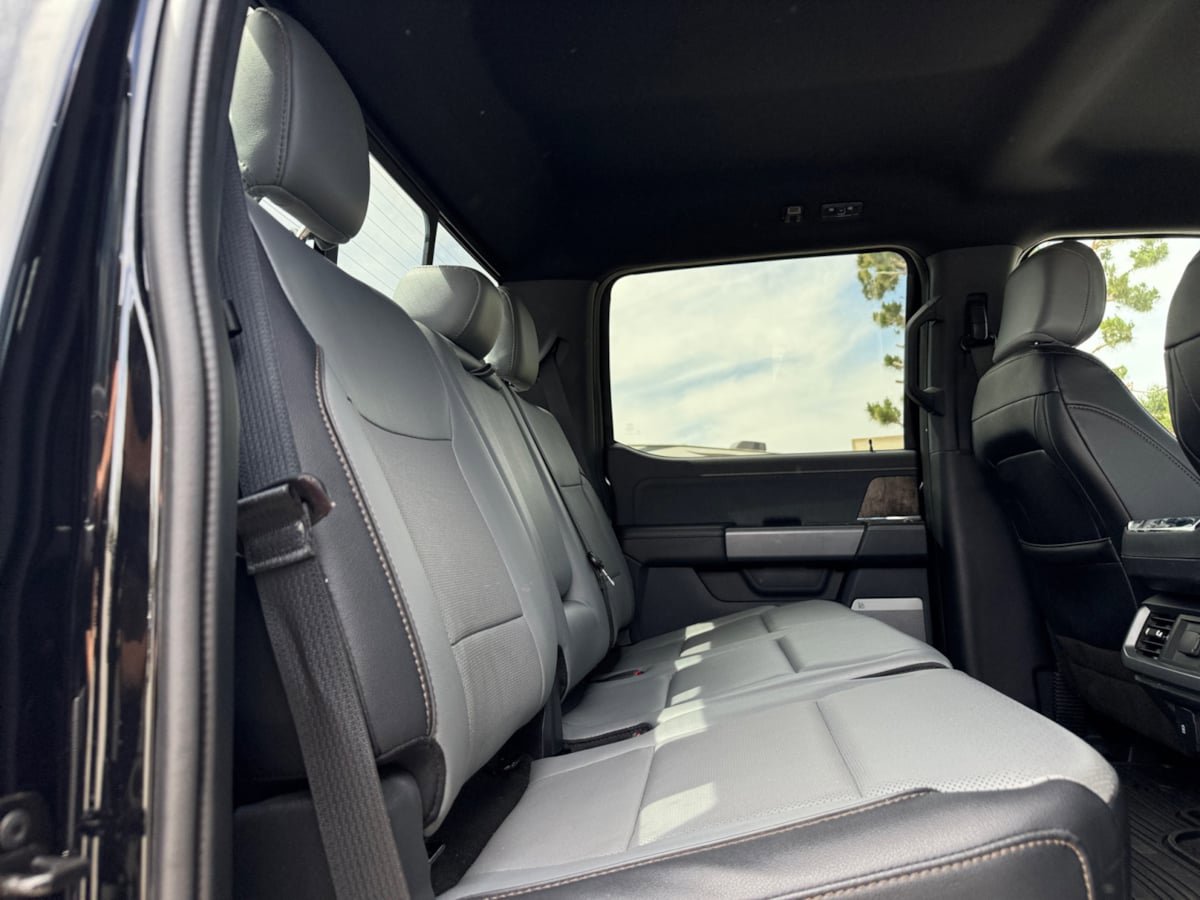 Used 2022 Ford F150 Lightning Lariat AWD/4WD image 18